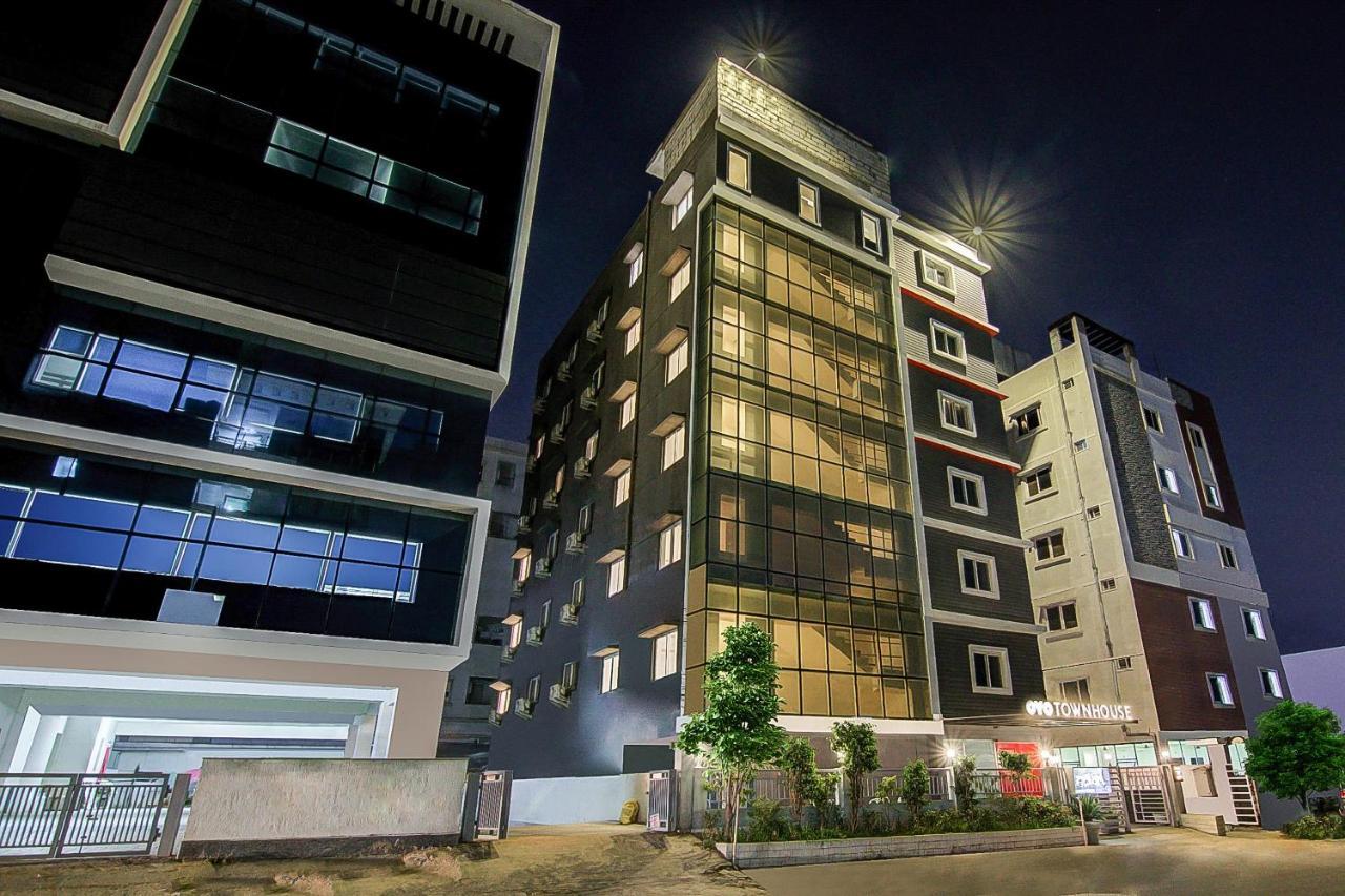 Oyo Townhouse 034 -Halcyon Hitech City Road Hyderabad Exterior photo