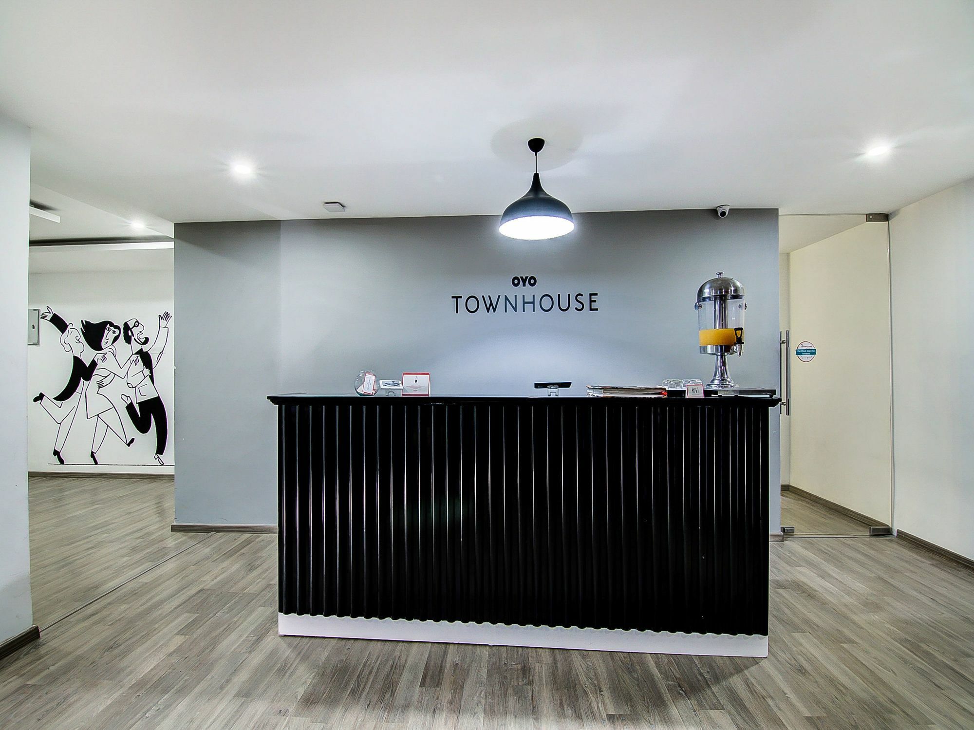 Oyo Townhouse 034 -Halcyon Hitech City Road Hyderabad Exterior photo